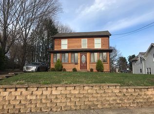 40 Academy St, Bristol, CT 06010