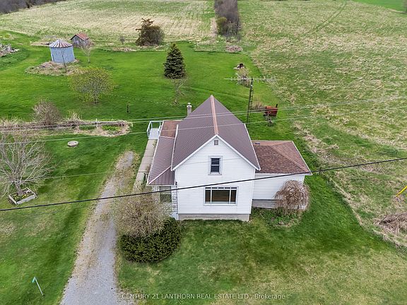 2nd image of 1205 County Road 18