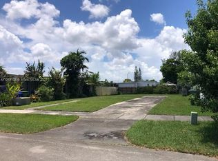 640 NW 217th Ter, Hollywood, FL 33029