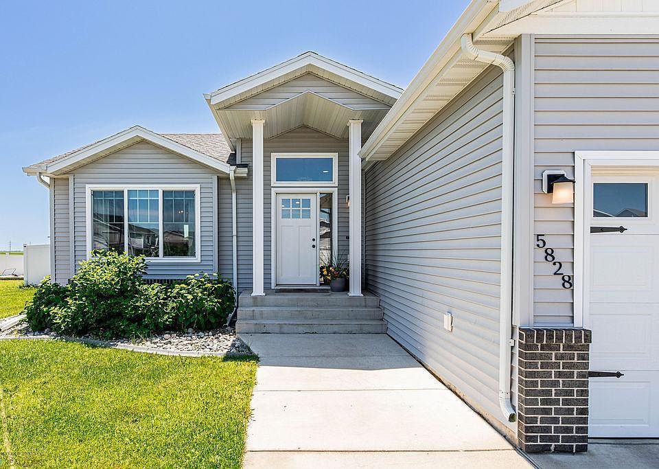 S♡ 5828 58th Ave S, Fargo, ND 58104 | Zillow