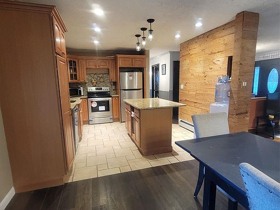 5th image of 13 Lakeview Drive