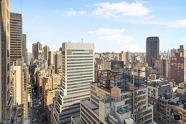 Rented by R New York