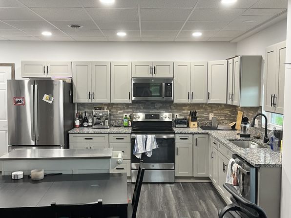 311 W Center St