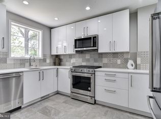 8401 Farrell Dr, Chevy Chase, MD 20815