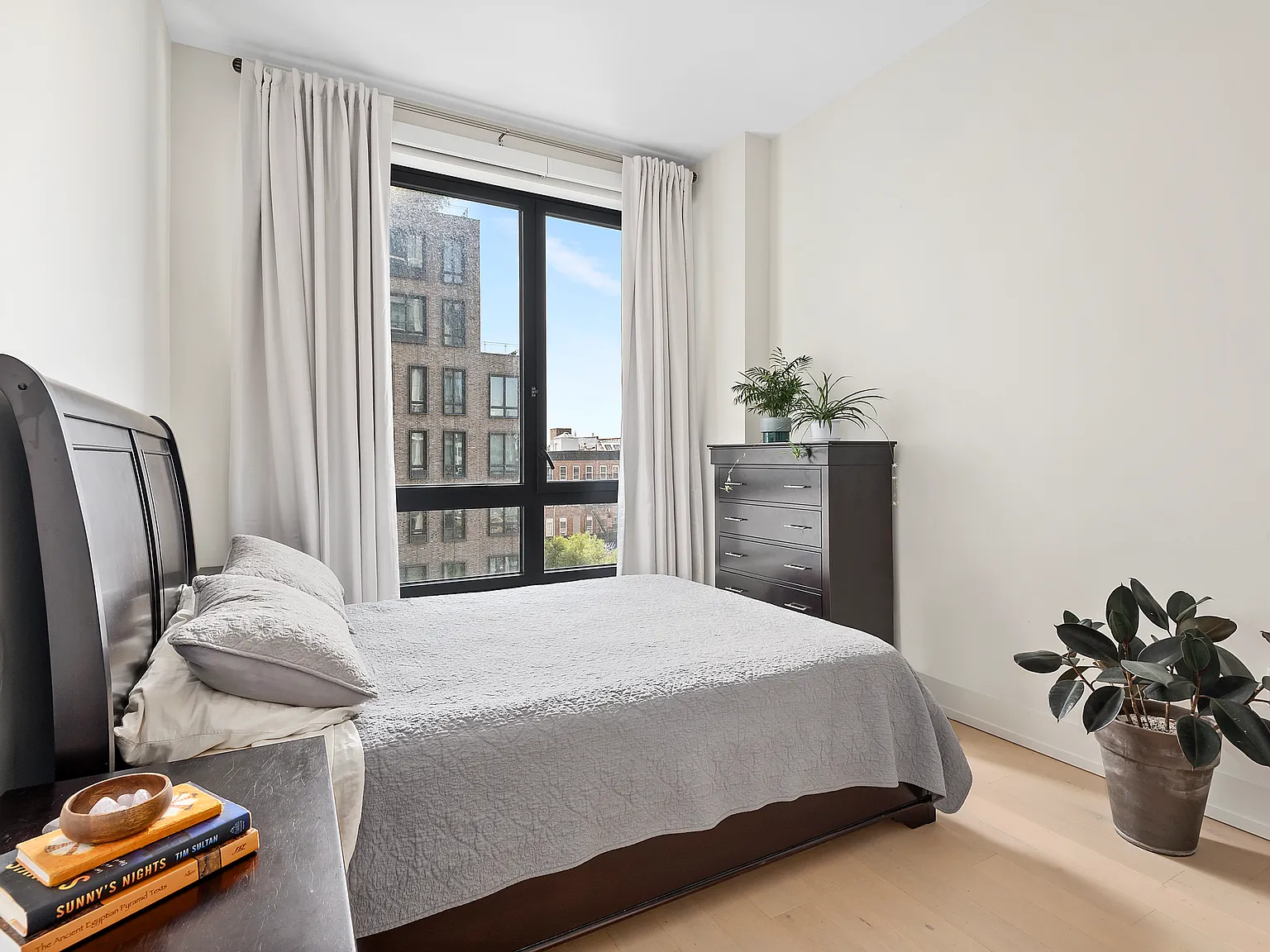 550 Vanderbilt Avenue — Photo 4
