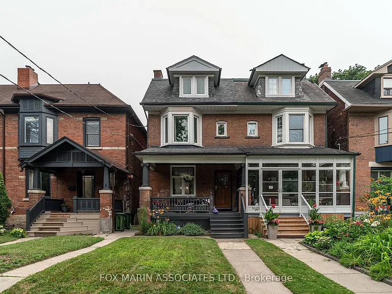 31 Browning Ave — Photo 32