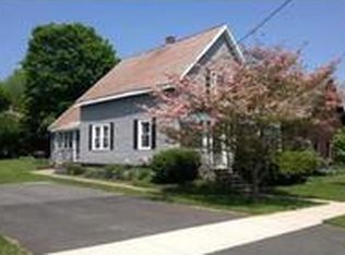 30 Franklin St, Shelburne Falls, MA 01370