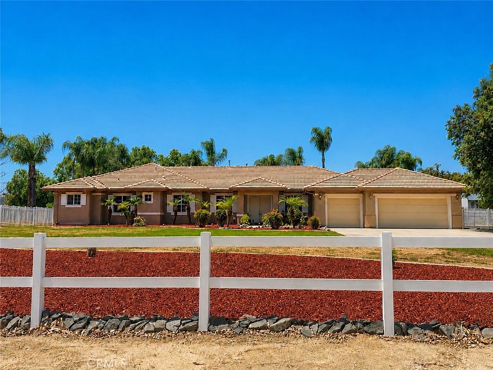1st image of 23841 Piedras Rd