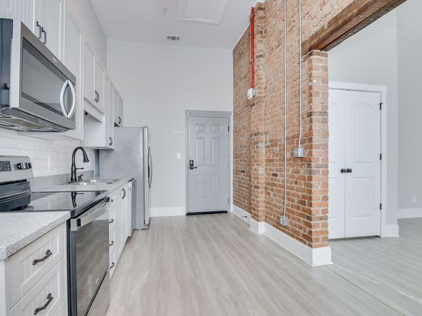 164 N Louisville St APT 4