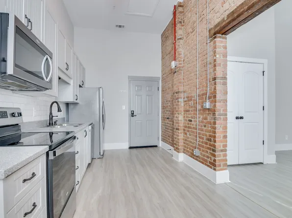 164 N Louisville St APT 4, Harlem, GA 30814