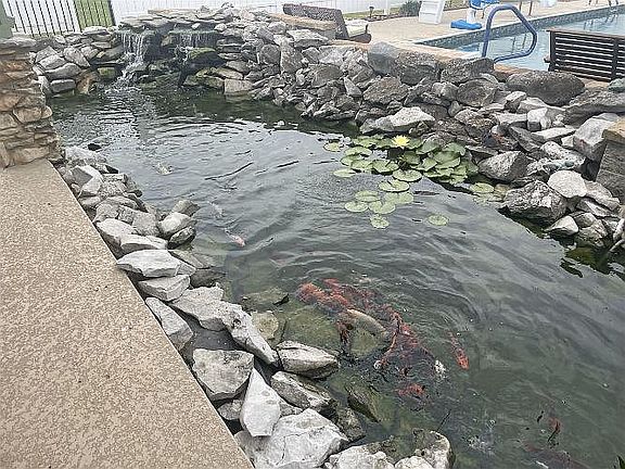 5th image of 376 W H Brown Rd