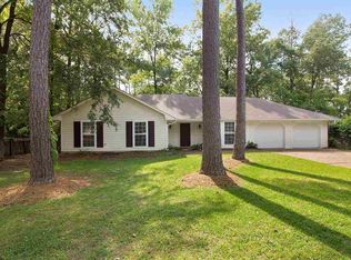 211 Camelia Trl, Brandon, MS 39047