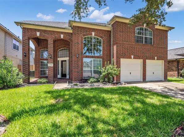 17707 Belwood Park Ln, Cypress, TX 77433