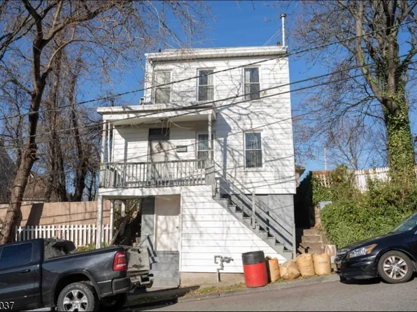 51 Jane St, Paterson City, NJ 07522