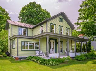 28 Riverview St, Stuyvesant, NY 12173