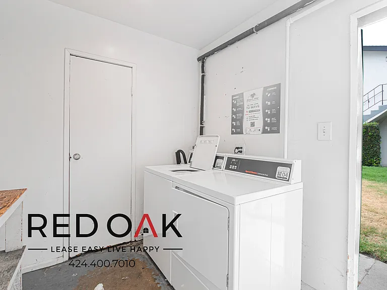 12605 Kensington Ln #7 — Photo 17