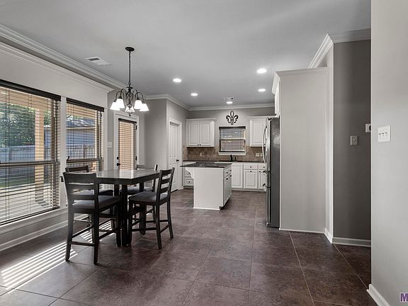 3rd image of 1705 El Tigre Dr