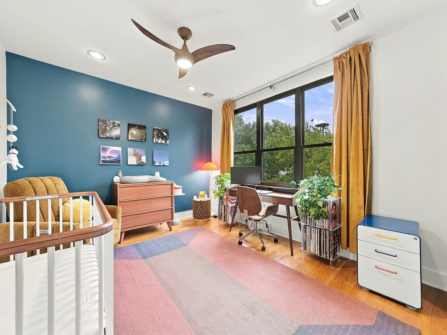 2 bed, 803 sqft, $4,000 — Photo 2