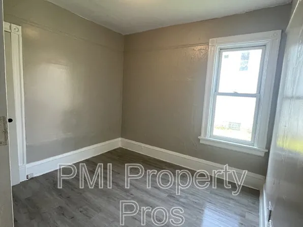 2619 N 23rd St, Milwaukee, WI 53206