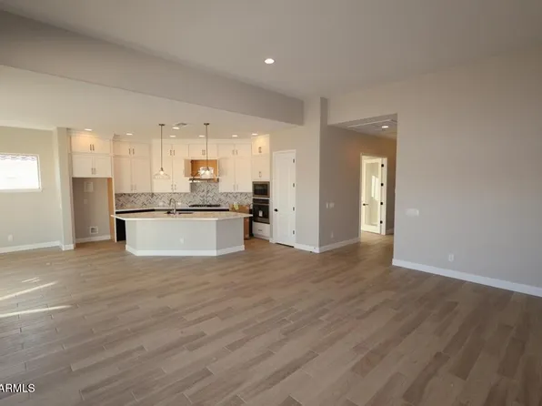 20194 W LUKE Avenue, Litchfield Park, AZ 85340