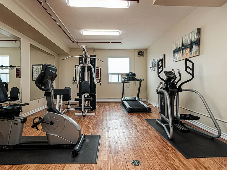 16 Leroy Grant Dr — Photo 9