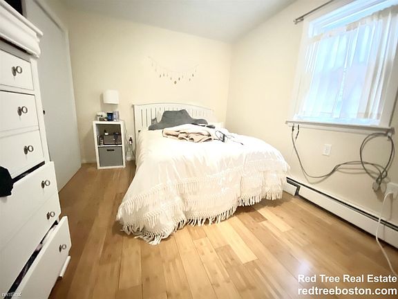 10-12 Breed St. #6 Boston - East Boston Shared Unit Photo 3
