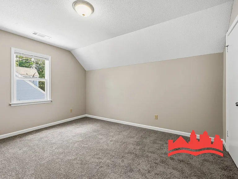 7243 Newling Ln — Photo 30