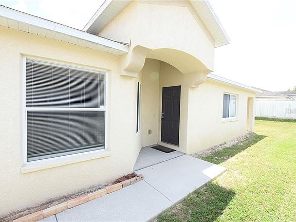 2nd image of 534 Scarlet Maple Ct