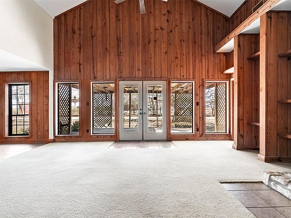 4th image of 12914 Pfluger Berkman Ln