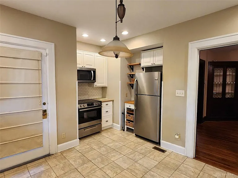 329 Cincinnati Ave — Photo 11