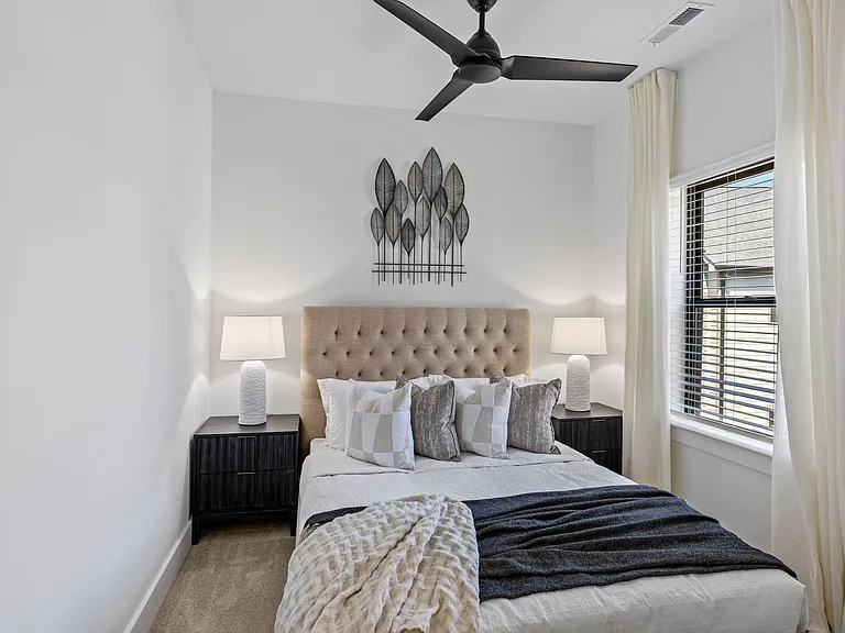 The Collection at North Davidson Townhomes for Rent in NoDa — Photo 87