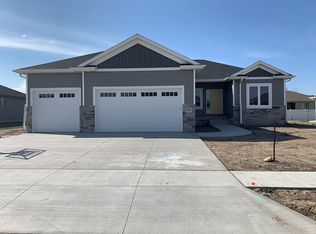 4603 32nd St, Columbus, NE 68601