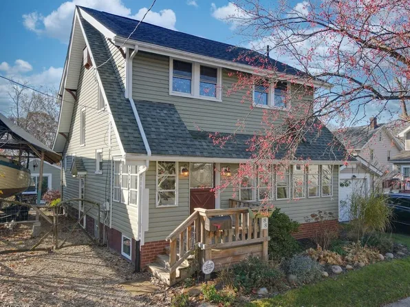 888 Harrison Ave, Akron, OH 44314