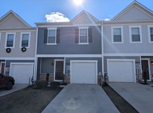 580 Locust Run Dr, York, PA 17404