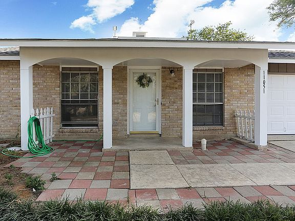 3rd image of 11051 White Sands St