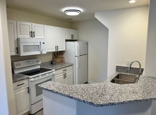 1602 Kings Mill Way #303, Madison, WI 53718