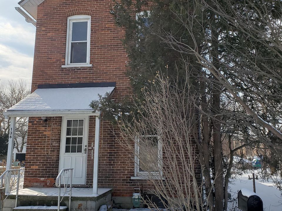 1st image of 136 Railroad St