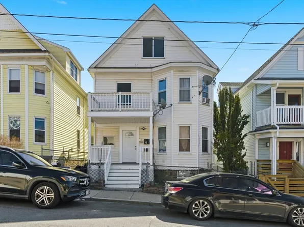 70 Bellevue St #Penthouse, Dorchester, MA 02125