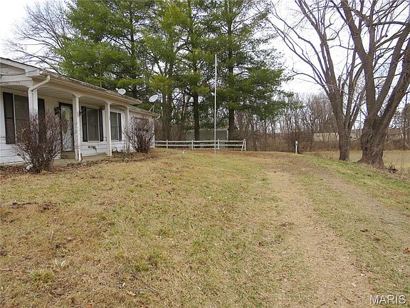 4th image of 75 Huesgen Ln