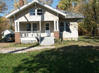 7068 Pearl Rd, Middleburg Heights, OH 44130