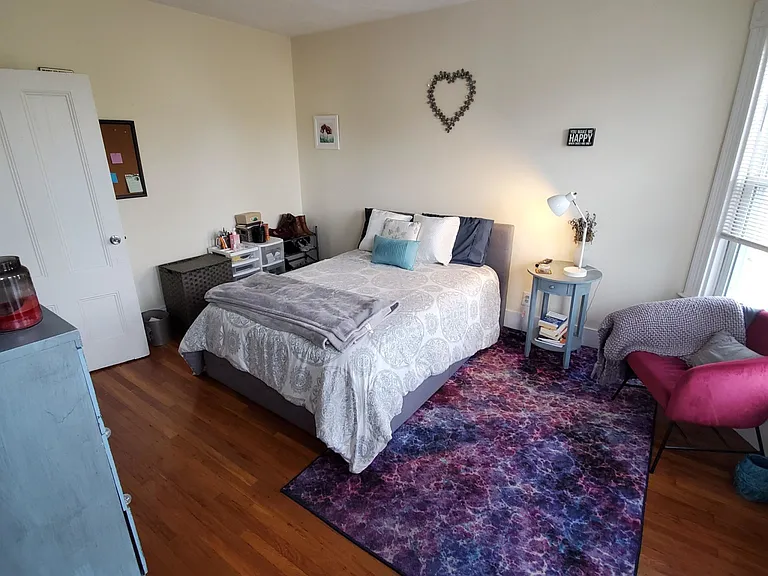 40 Forest St #1 — Photo 4