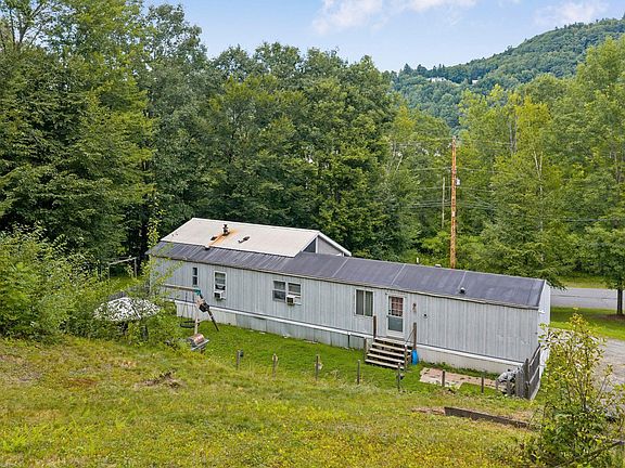 4th image of 1676 Old River Road