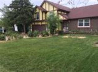 9090 W 90th Ln, Crown Point, IN 46307