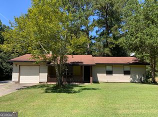 42 Skylark Ln, Jonesboro, GA 30238