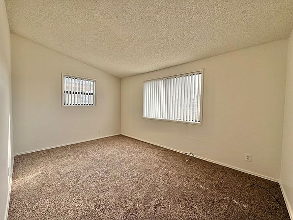 4th image of 6827 Airoso Ave