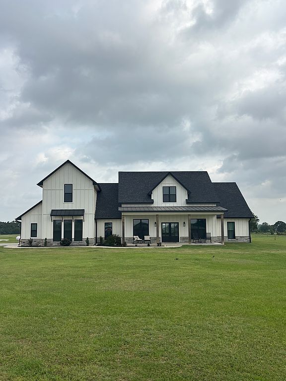 2958 Orchard Rd - Property Image