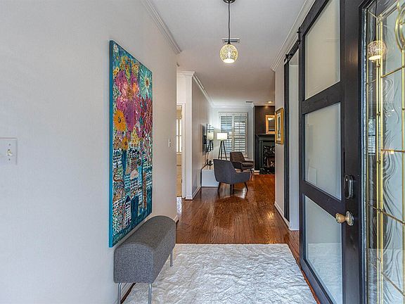 5th image of 1727 Wren Way