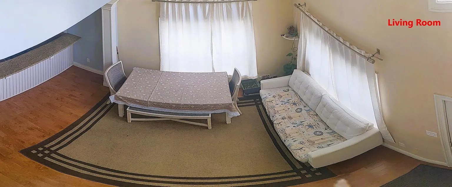 3 bed, 2200 sqft, $2,495 — Photo 2