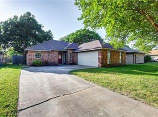205 N Winding Oaks Dr, Wylie, TX 75098