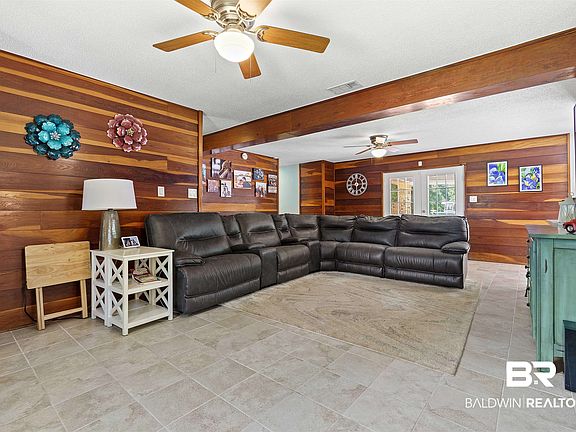 4th image of 9455 Howells Ferry Rd